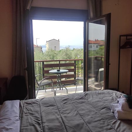 Poseidon Rooms Кала Нера Екстериор снимка